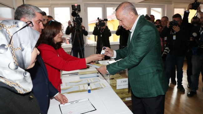 Cumhurbaşkanı Erdoğan oyunu kullandı